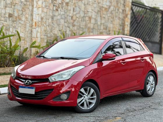 HYUNDAI HB20 1.6 PREMIUM 16V FLEX 4P AUTOMÁTICO